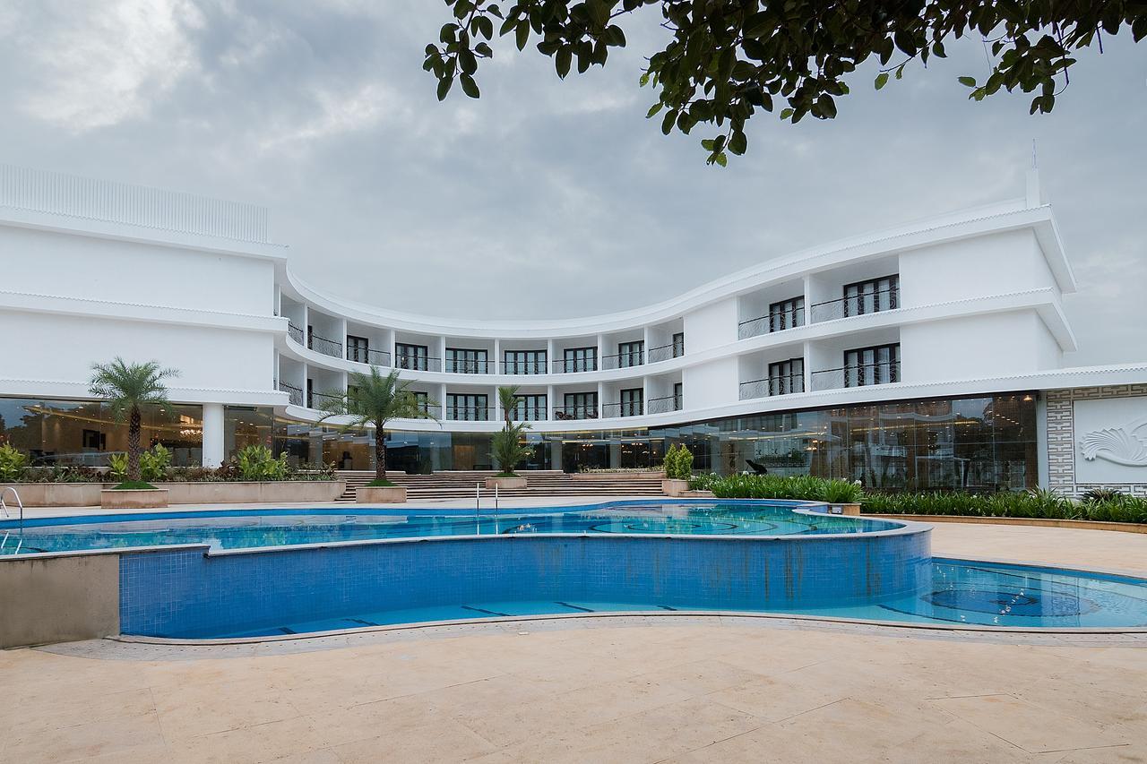 Hotel Park Regis Goa Arpora Zewnętrze zdjęcie